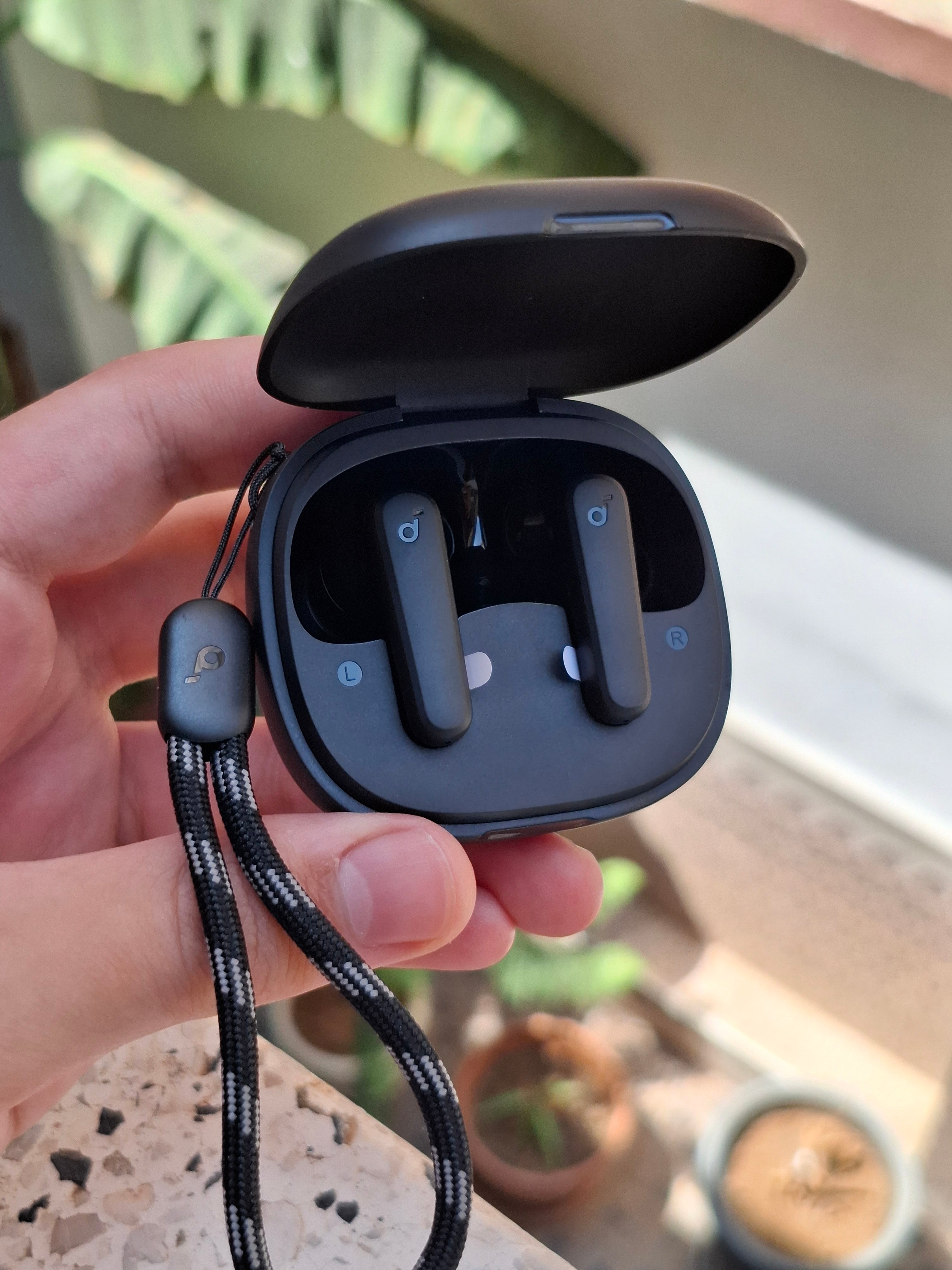 Soudcore R50i by Anker