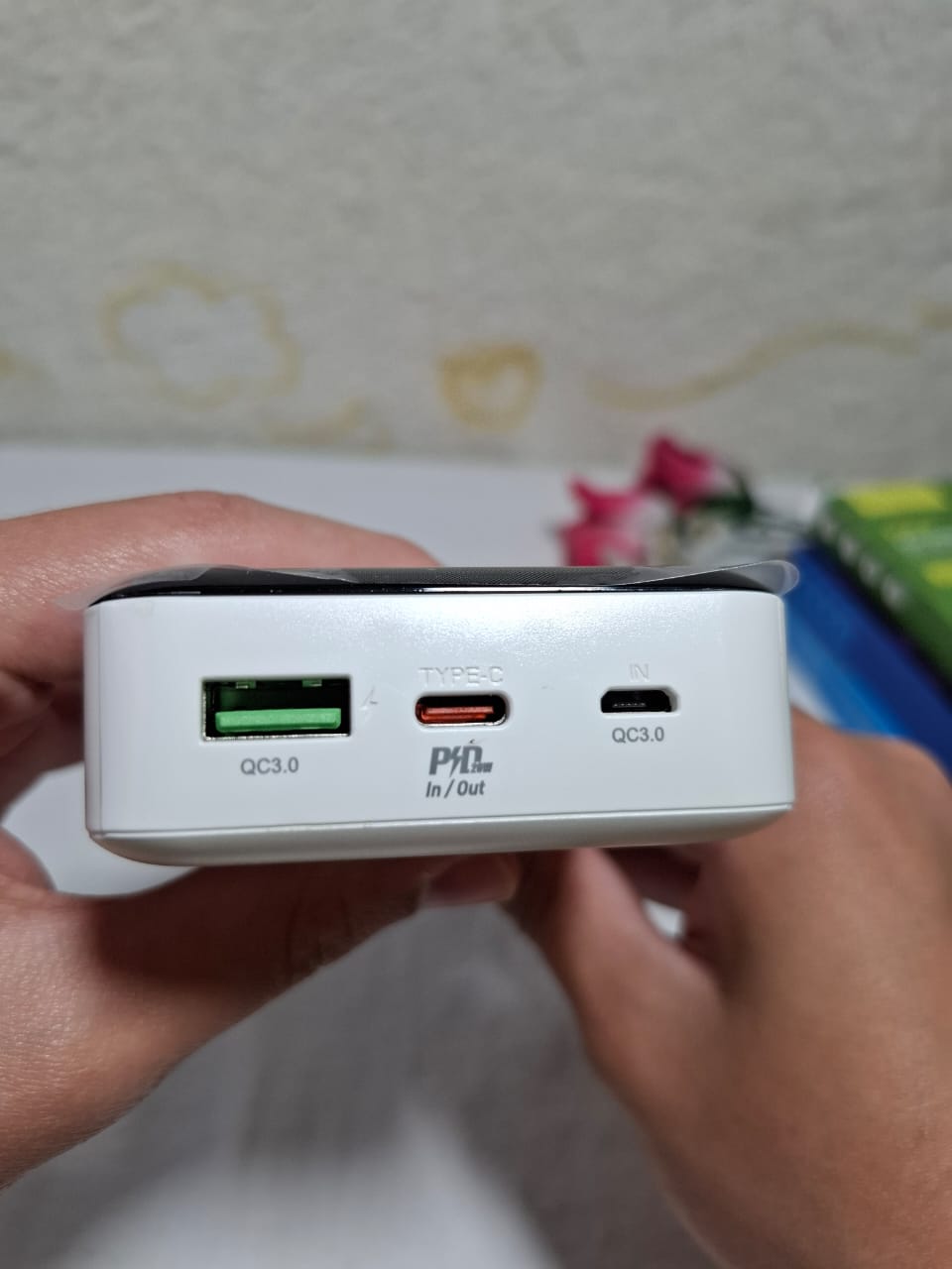 باور بانك هوكو J102a سعة 20000 مللي أمبير/ساعة